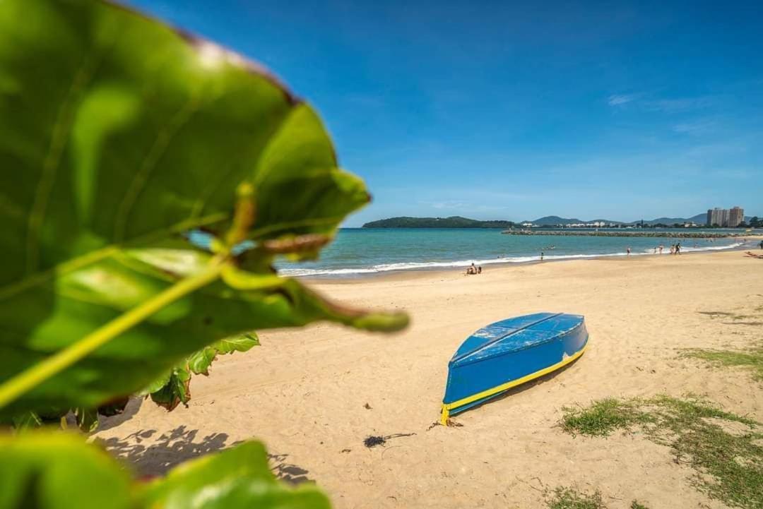 Appartamento 7º Andar, Vista Mar, 200M Praia, 15Km B Carrero Piçarras Esterno foto